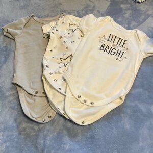 3 for $16 Set of 3 Baby Gear Starry Bodysuit Set - Cream and Gray hues